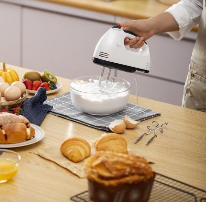 7-Speed Electric Hand Mixer with Whisk, Hand Mixer Electric, Lightweight Powerful Handheld Electric Hand Mixer Stainless Steel Egg Whisk with 2 Dough Hooks & 2 Beaters for Cake, Cooking, Baking, Dessert