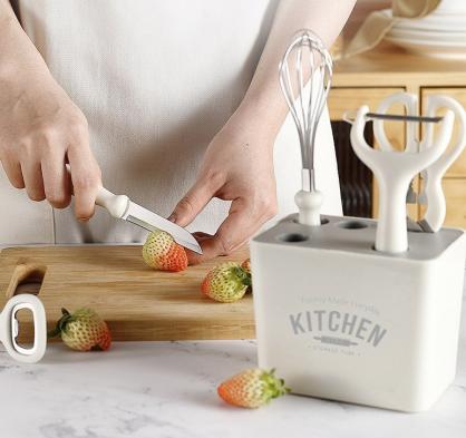 Kitchen Gadget Kit 6PCS Set, Stainless steel peeler, household kitchen gadgets, fruit, vegetable peeler kit, non-slip handle and high quality stainless steel for durability.